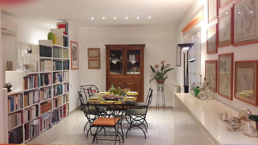 B&B Villa Ada Formia Eksteriør billede