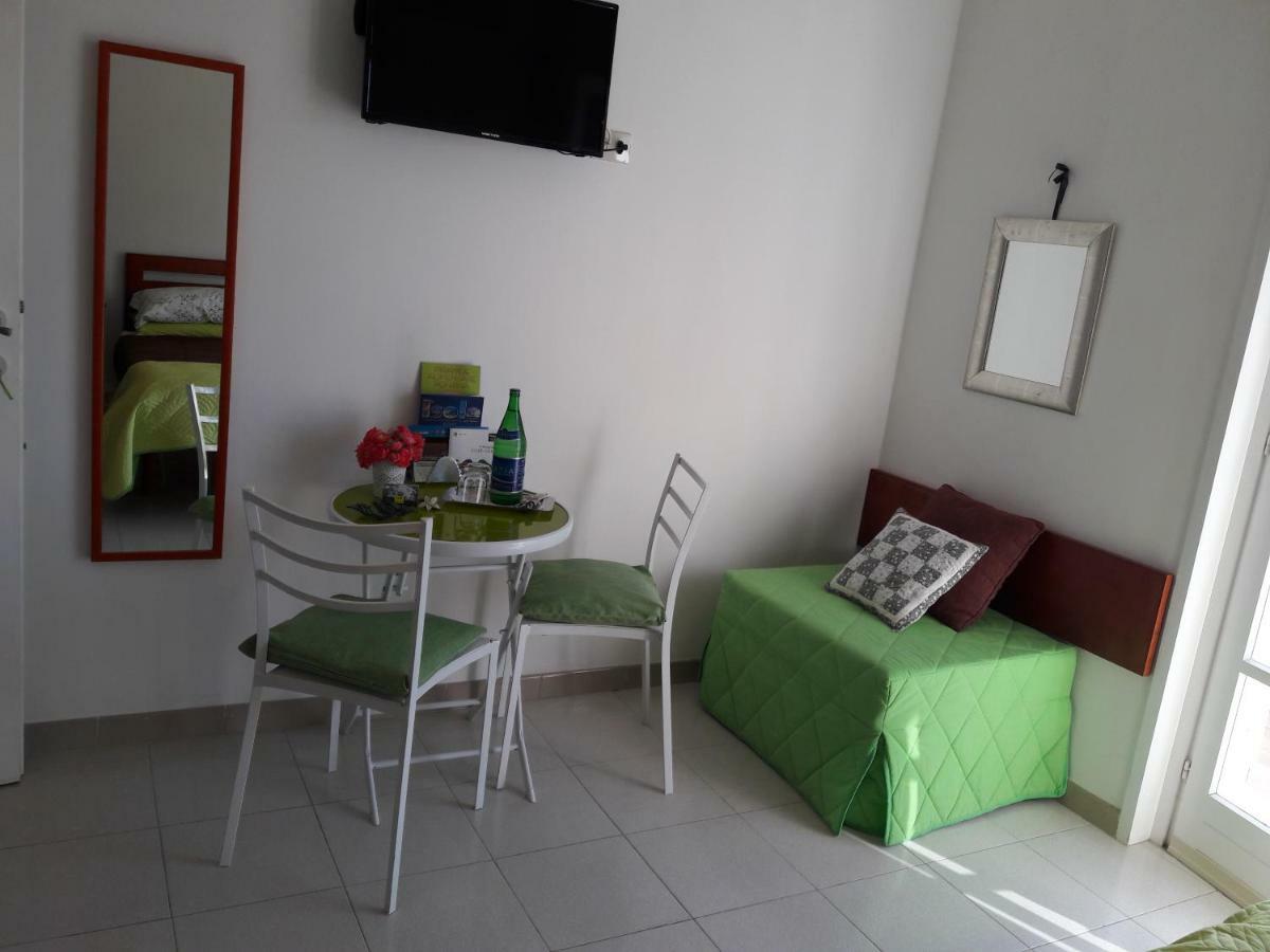 B&B Villa Ada Formia Eksteriør billede
